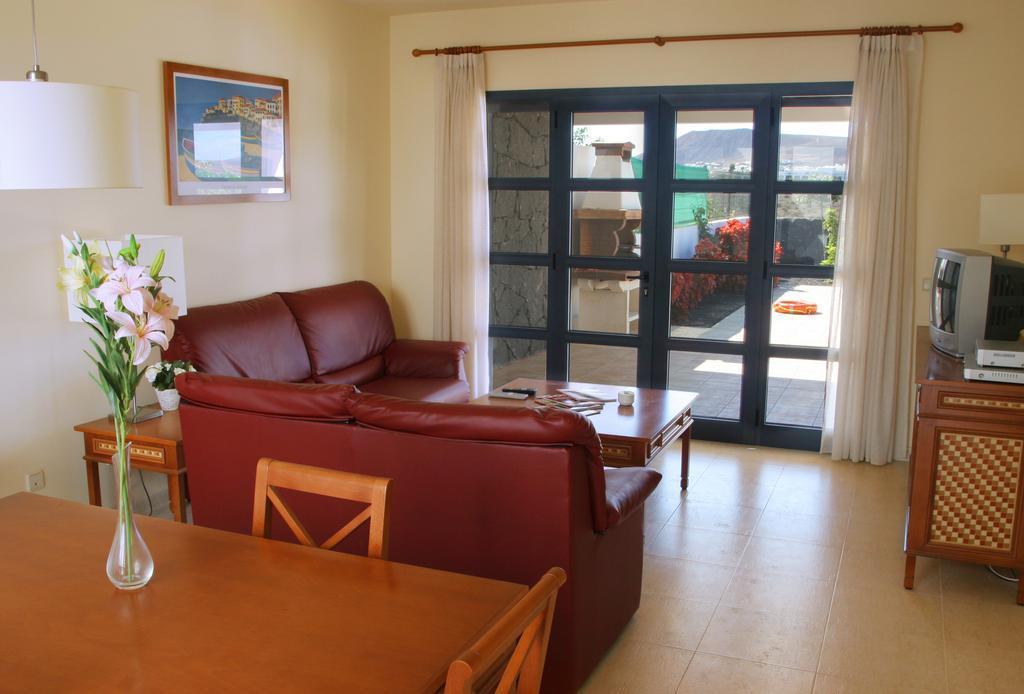 Villas Susaeta Playa Blanca  Exterior photo